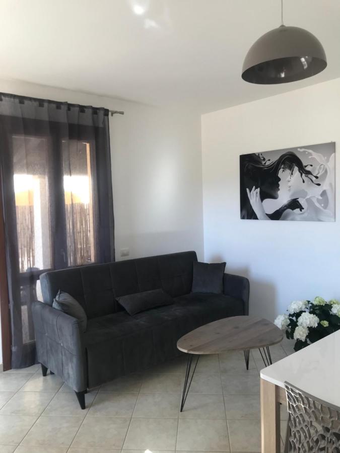Appartamento Domu Bonora Pula Esterno foto