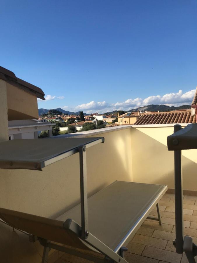 Appartamento Domu Bonora Pula Esterno foto